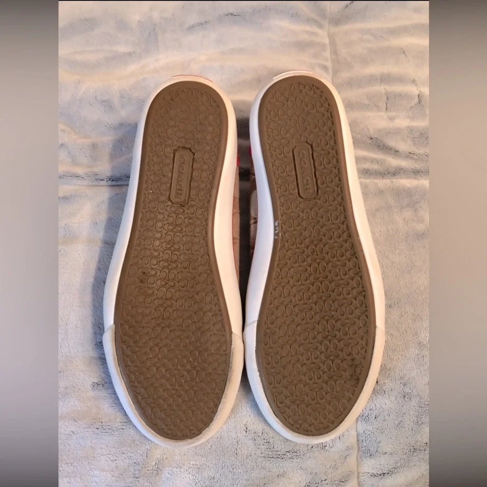 Coach Jacquard Red Accent Sneakers Size 9 - Picture 4 of 4